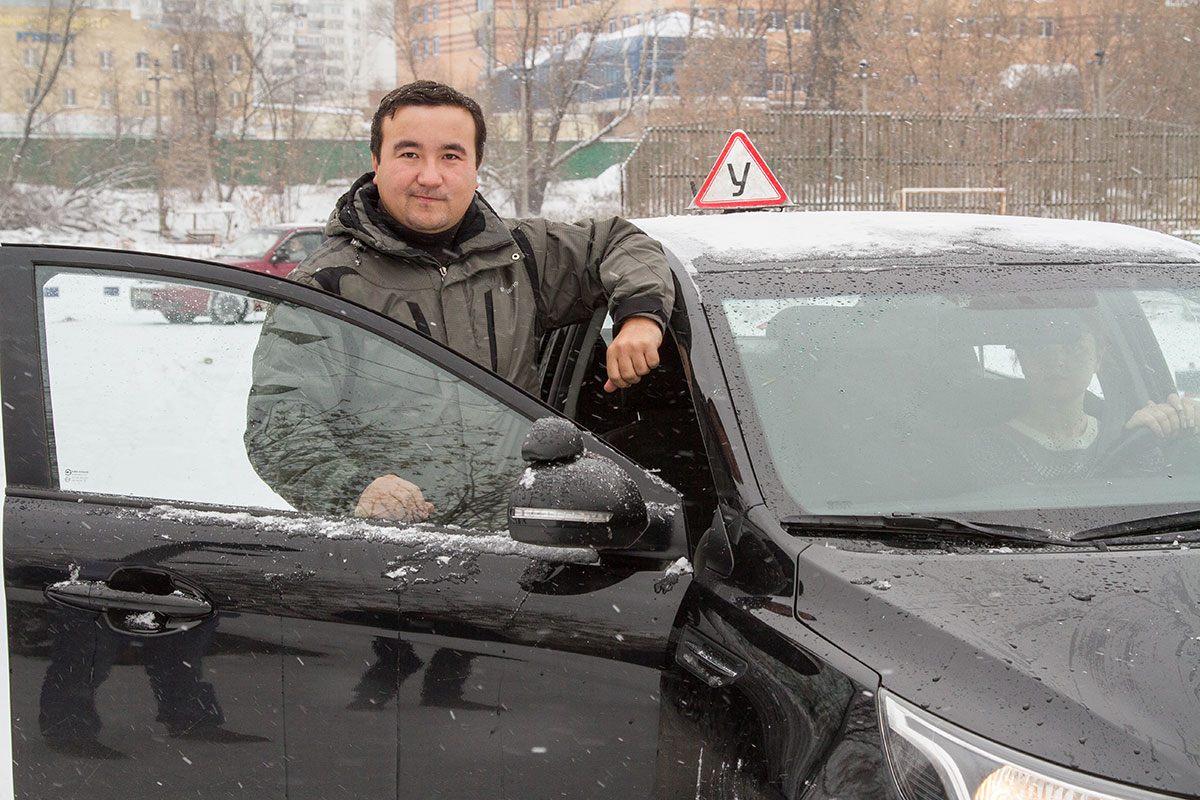 Евгений Абдурахманов - Инструктор по вождению в Автошколе №1